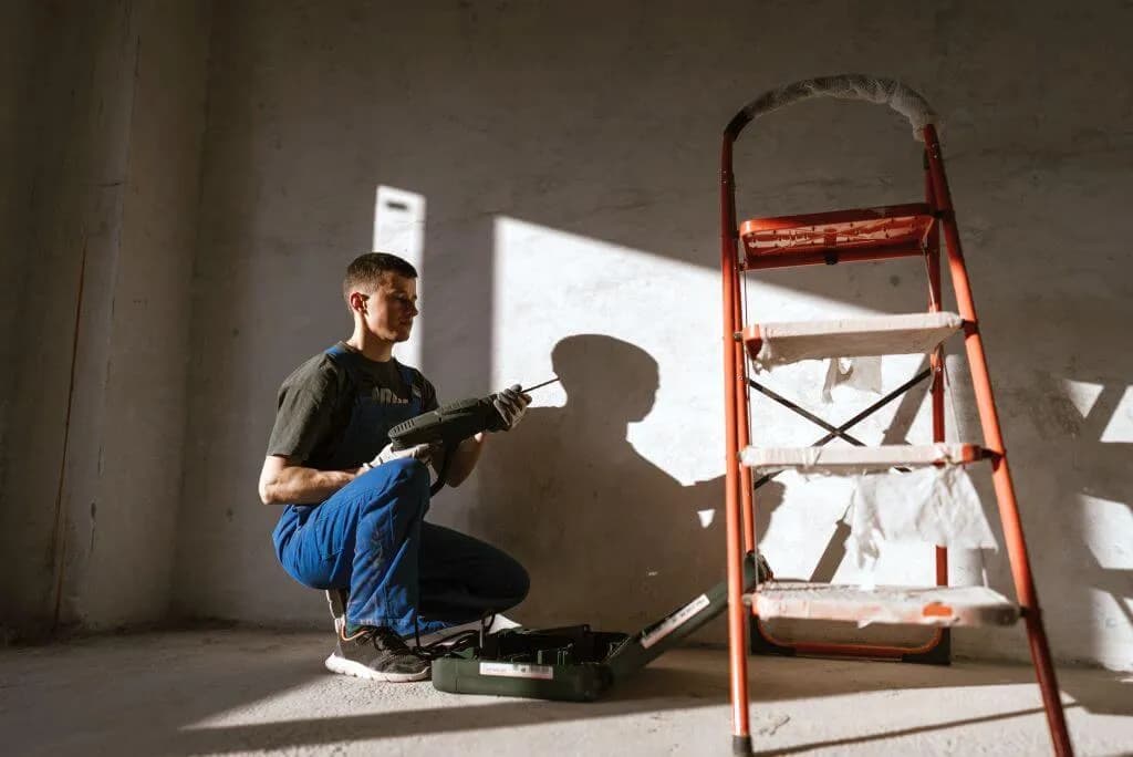 Ile kosztuje remont mieszkania 35m2? Sprawdź ukryte wydatki i porady