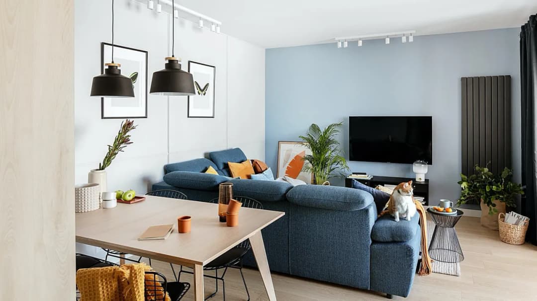 Jak urządzić salon w bloku, by zyskać więcej przestrzeni i stylu